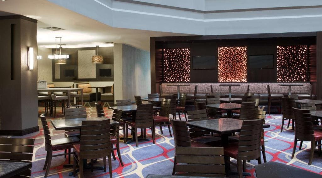 Embassy Suites by Hilton Dulles Airport - View 3