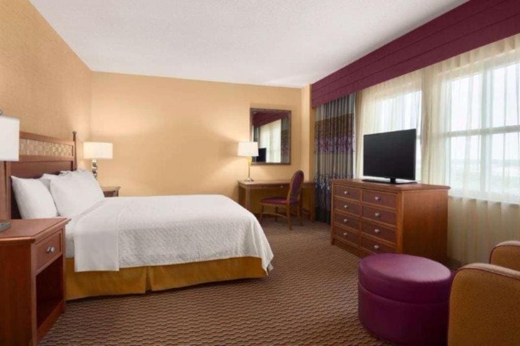 Embassy Suites Northwest Arkansas Hotel - View 2