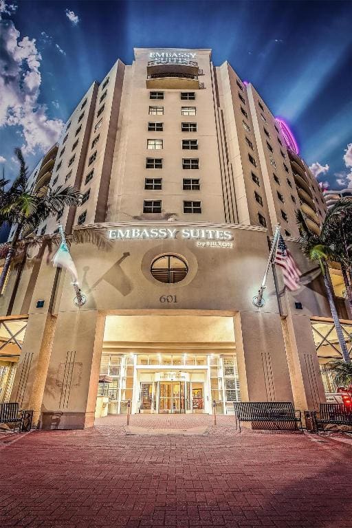 Embassy Suites by Hilton San Diego Bay Downtown - Main view
