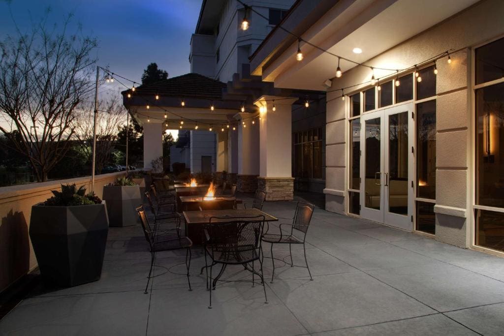 Embassy Suites by Hilton San Rafael Marin County - View 6