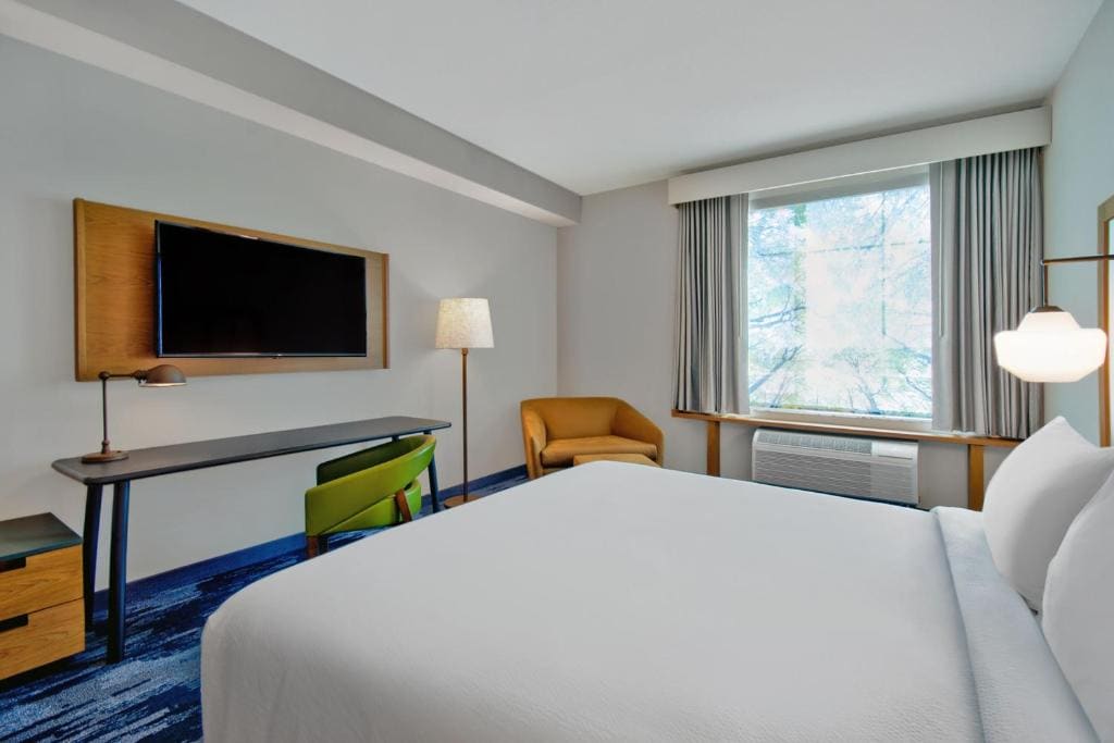 Fairfield by Marriott Orlando at FLAMINGO CROSSINGS - View 7