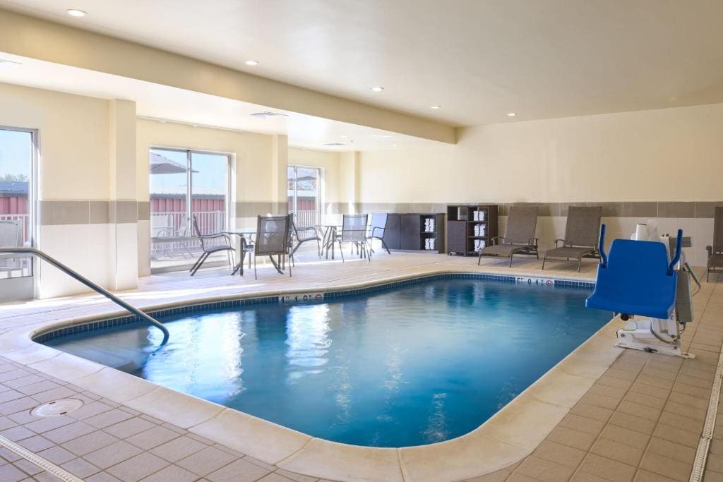 Fairfield Inn and Suites by Marriott Winchester - View 3
