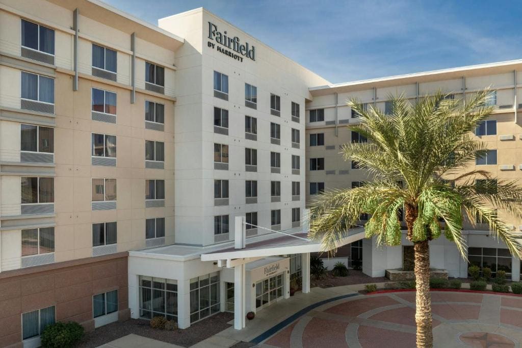 Fairfield Inn and Suites Phoenix Chandler Fashion Center - Main view