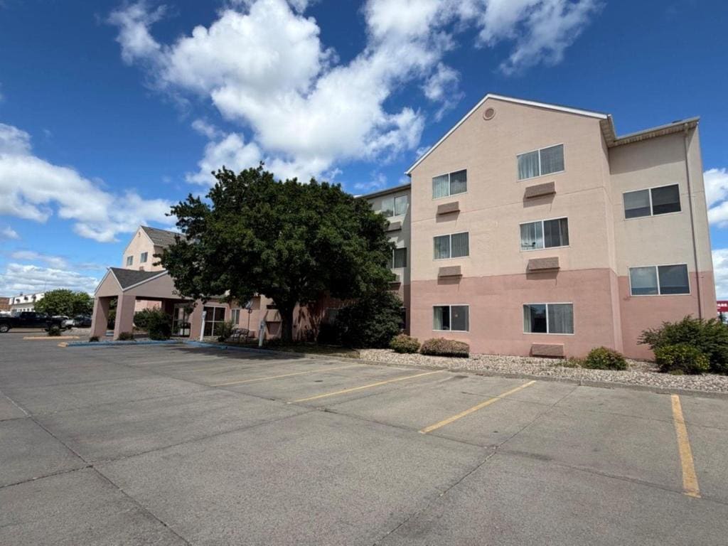 Fairfield Inn & Suites Bismarck North - Main view
