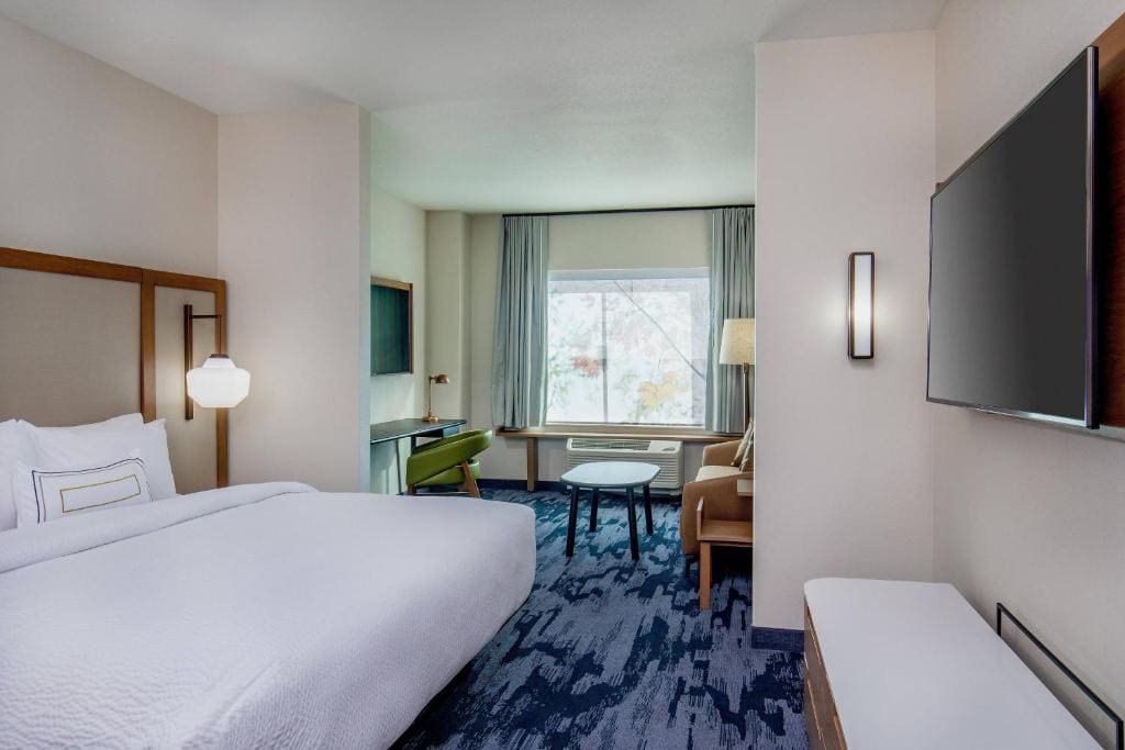 Fairfield Inn & Suites by Marriott McPherson - View 7