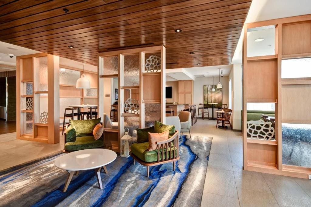 Fairfield Inn & Suites by Marriott Plymouth - View 6