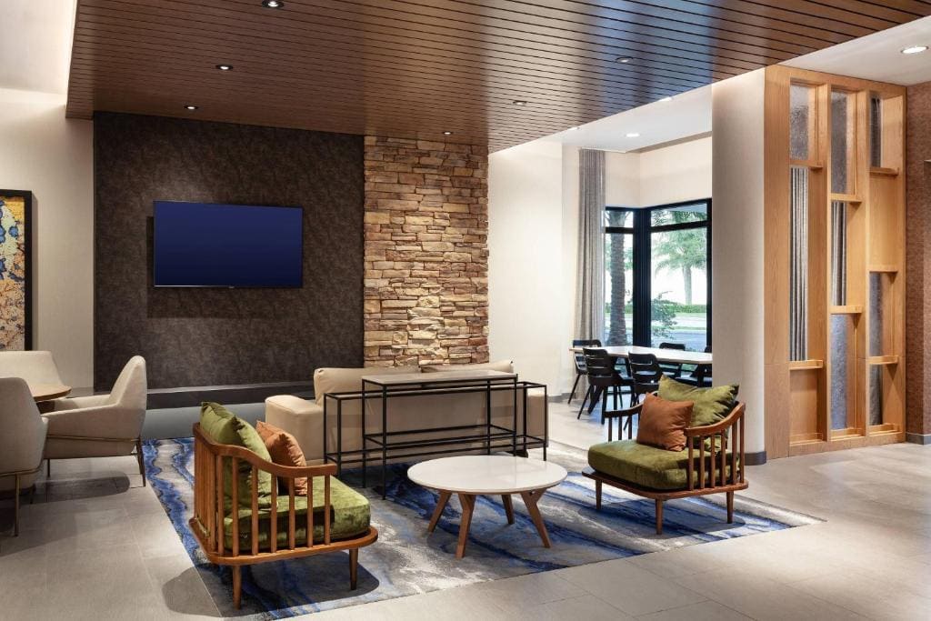 Fairfield Inn & Suites by Marriott Wellington West Palm - View 4
