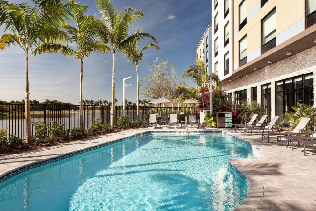 Fairfield Inn & Suites by Marriott Wellington West Palm - View 3