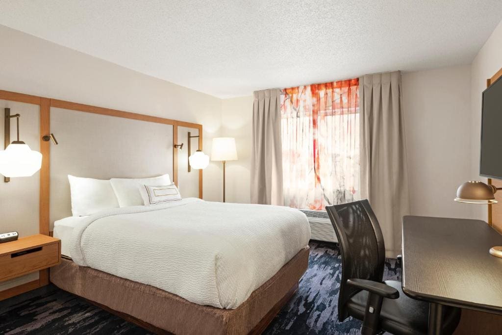 Fairfield Inn by Marriott Warren Niles - View 6
