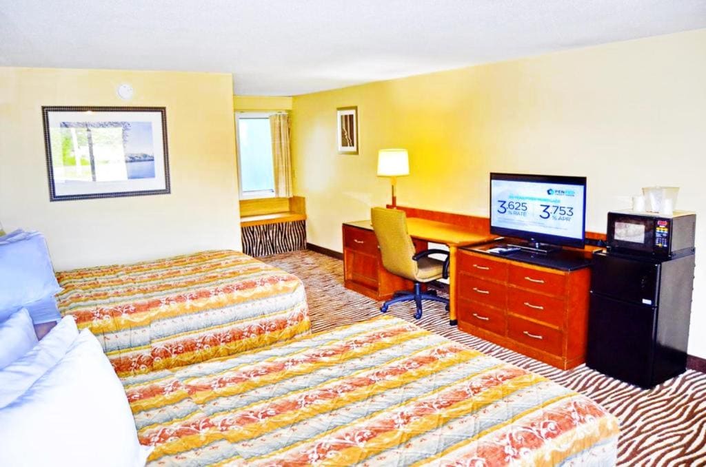 Flagship Inn & Suites - View 2