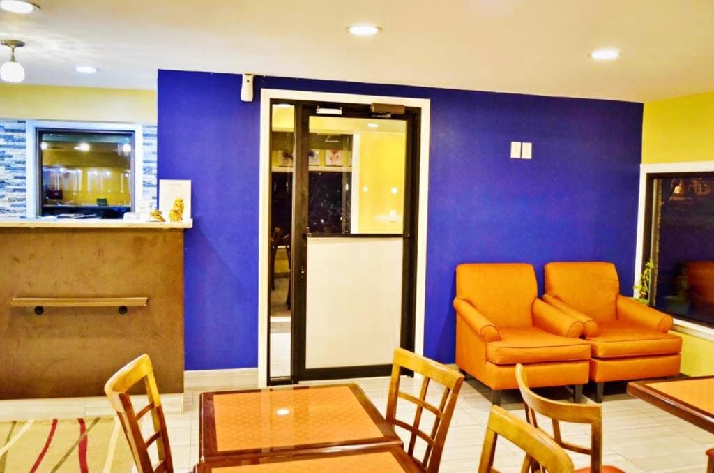 Flagship Inn & Suites - View 3