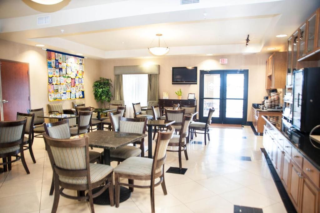GreenTree Inn and Suites Florence, AZ - View 3