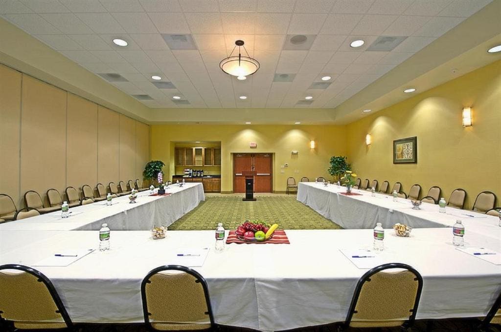 GreenTree Inn and Suites Florence, AZ - View 7