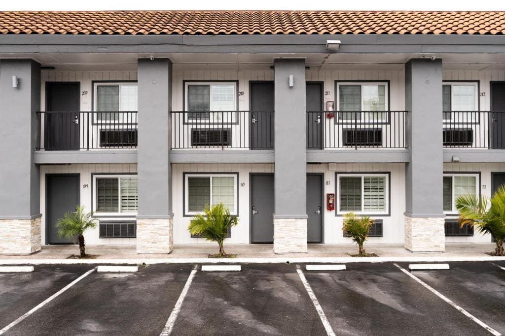 Rodeway Inn San Jose HWY-101 Tully Rd Exit - View 4