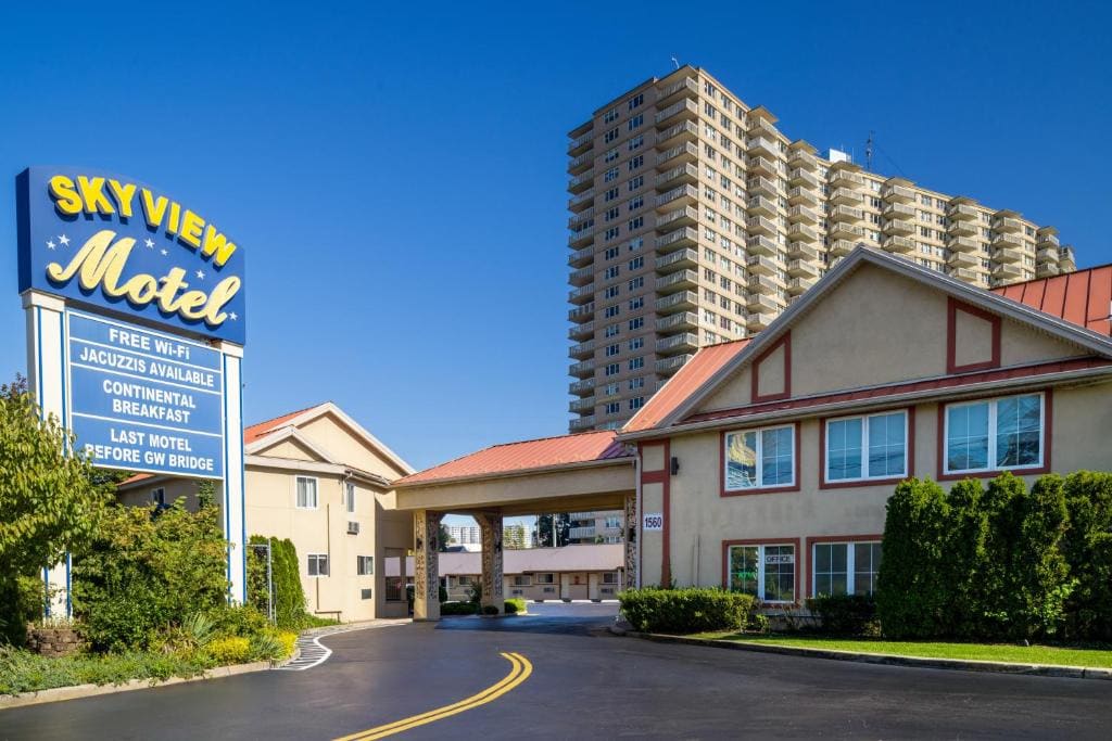 Skyview Motel - Main view