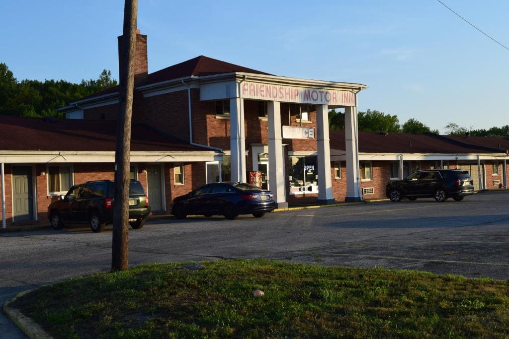 Friendship Motor Inn Carneys Point - Pennsville - Main view