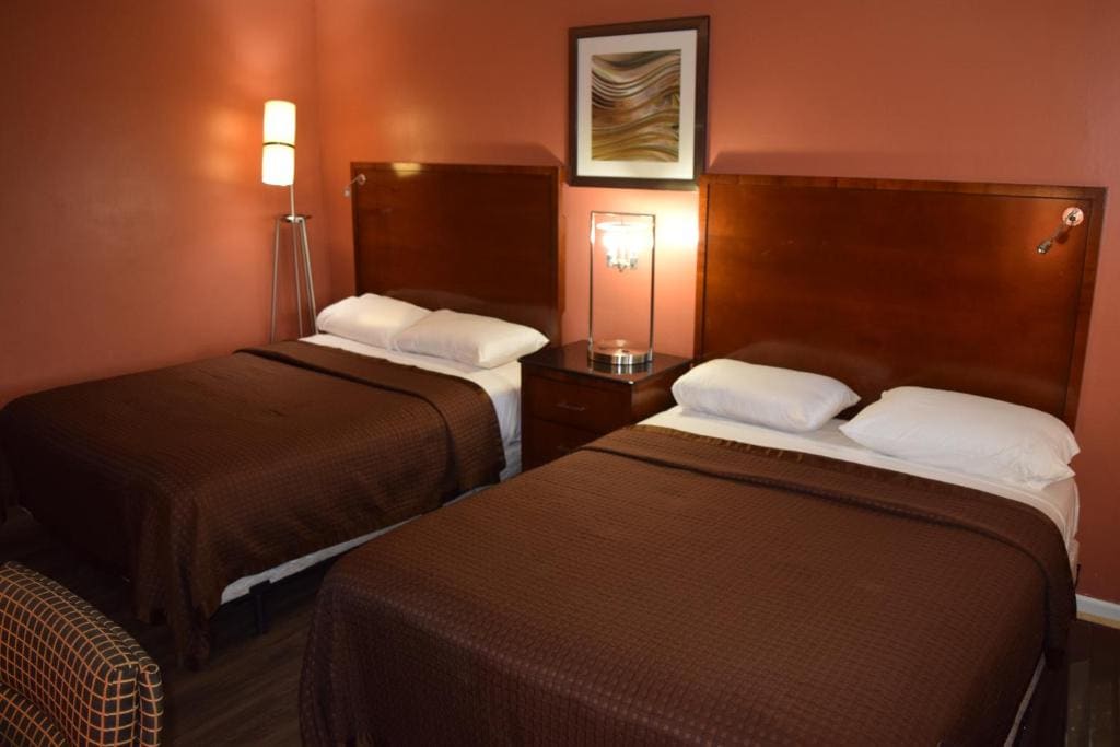 Friendship Motor Inn Carneys Point - Pennsville - View 2