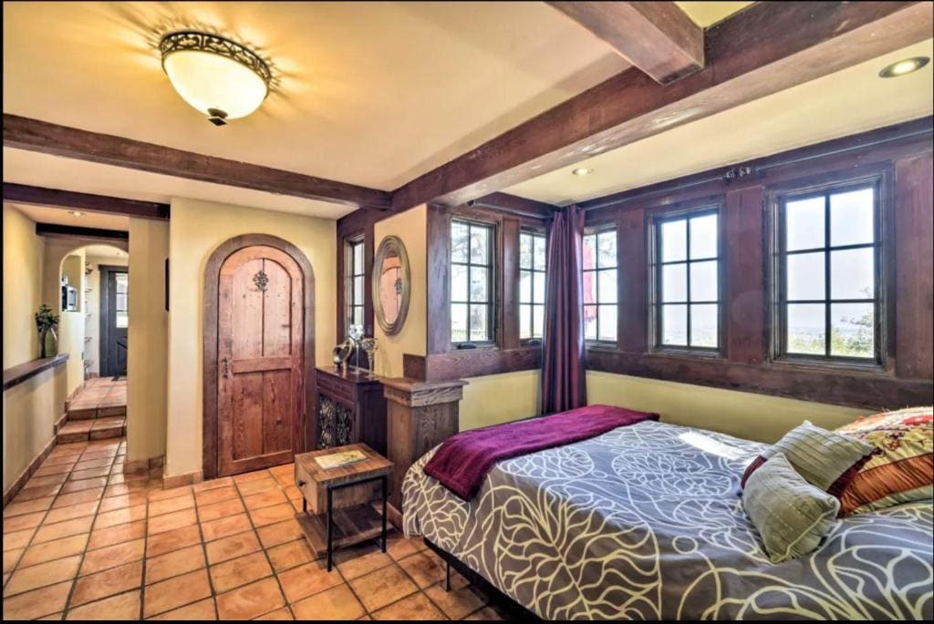 Hacienda - Private Guest Studio - View 2