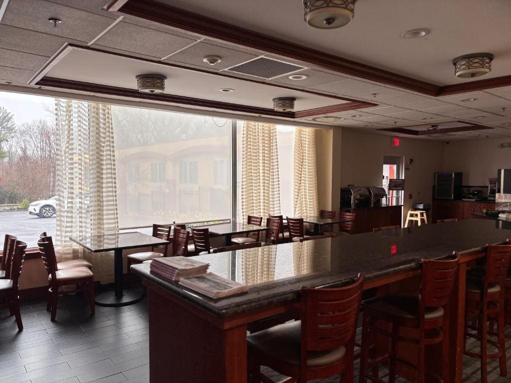 Hamden Hotel and Suites HAMDEN - NEW HAVEN - View 4