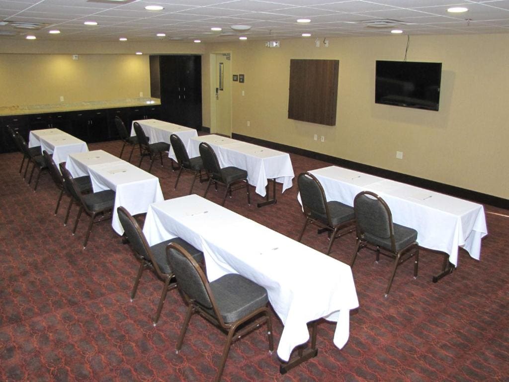 Hampton Inn & Suites Jamestown - View 5