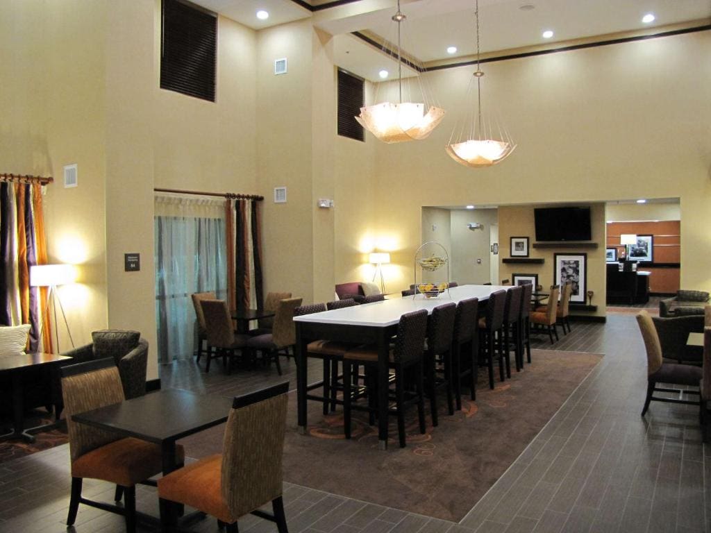 Hampton Inn & Suites Jamestown - View 4