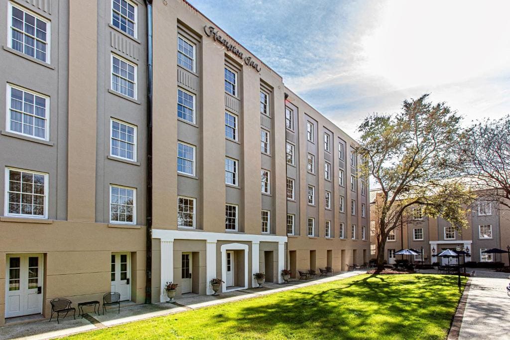 Hampton Inn Charleston-Historic District - View 5