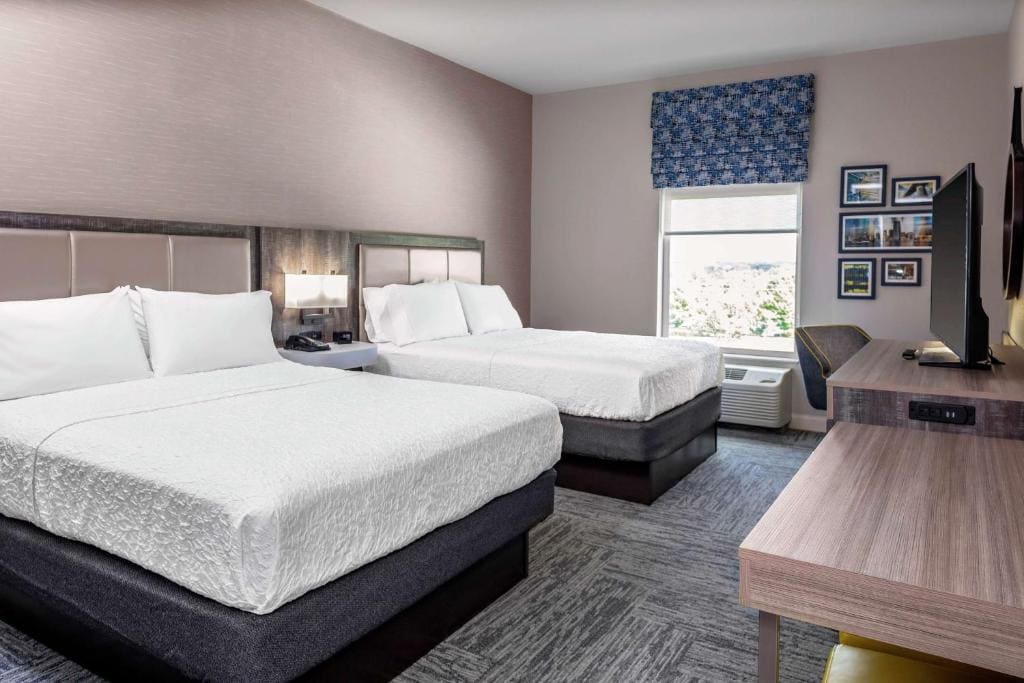 Hampton Inn Cranbury - View 2