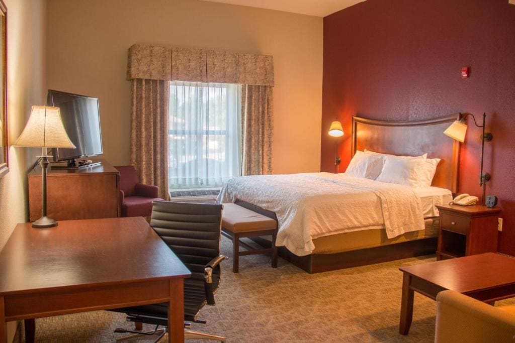 Hampton Inn Murphy - View 7