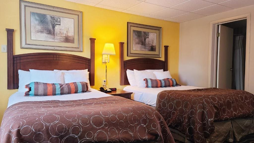 Hampton Inn - View 2