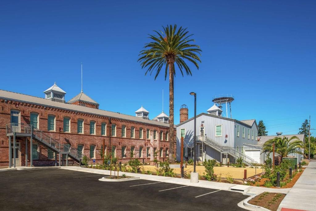 Hampton Inn Petaluma, Ca - Main view