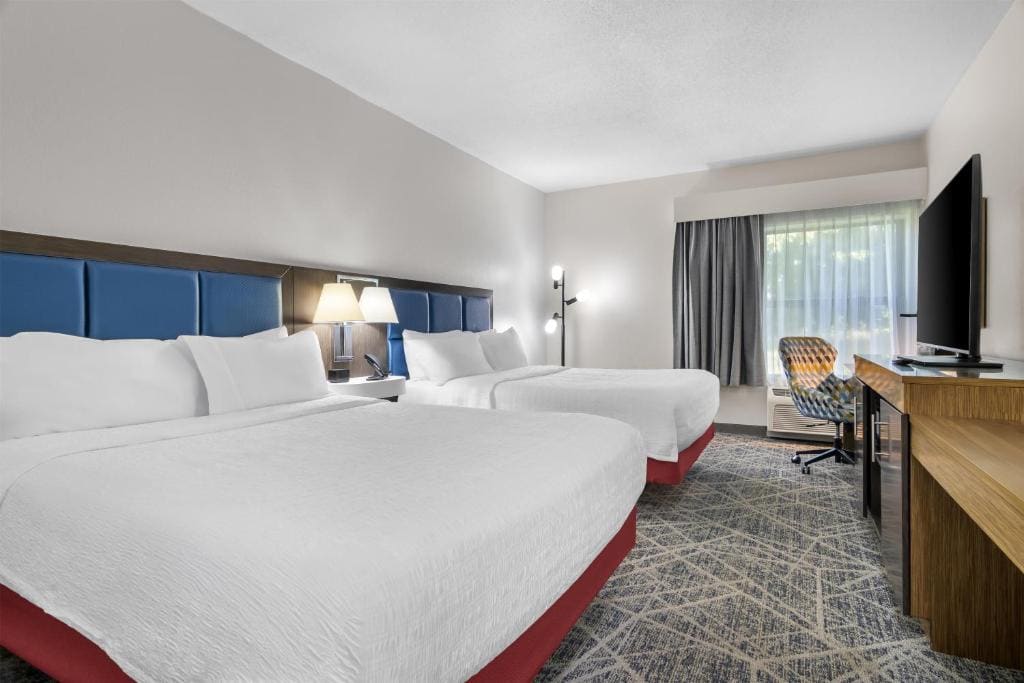 Hampton Inn Portage - View 7