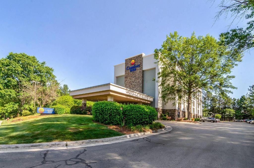 Comfort Inn Raleigh Midtown - Main view