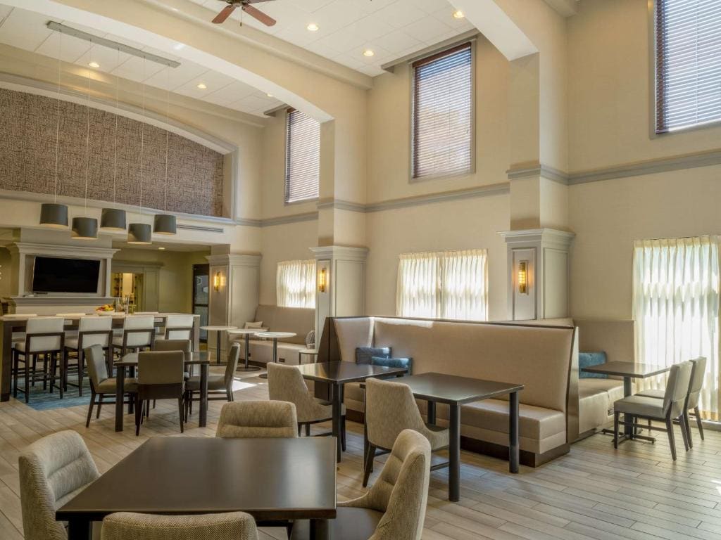 Hampton Inn Raynham-Taunton - View 3