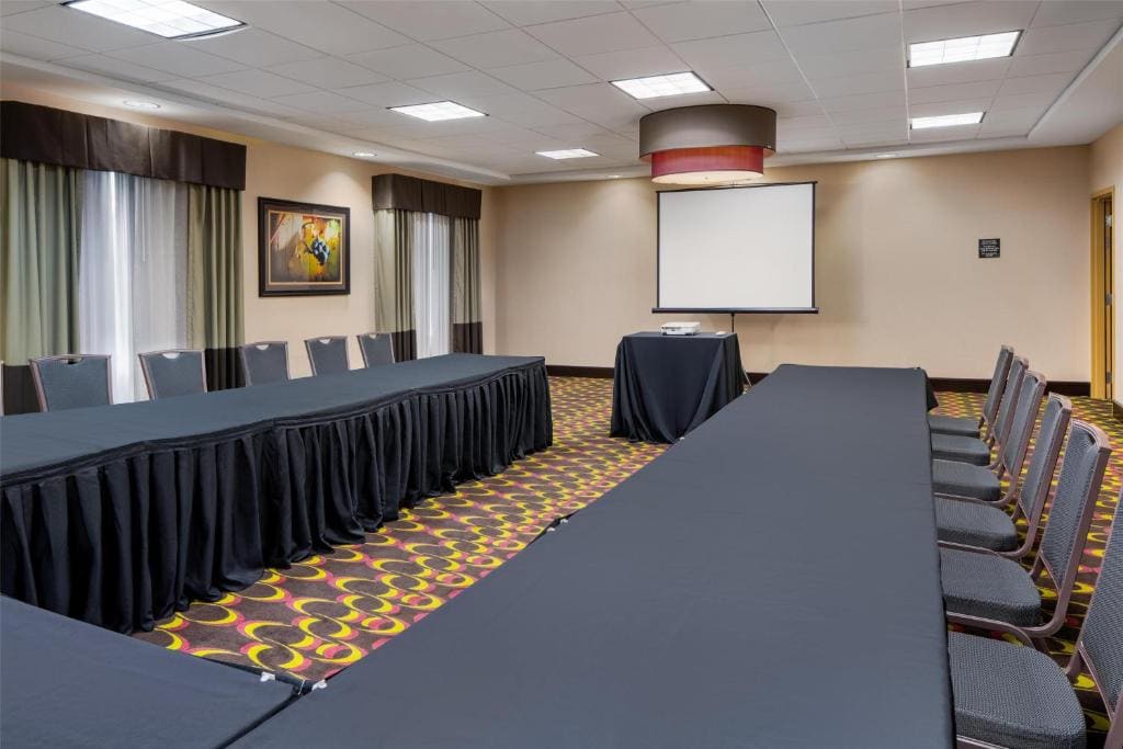 Hampton Inn Seneca Falls - View 5