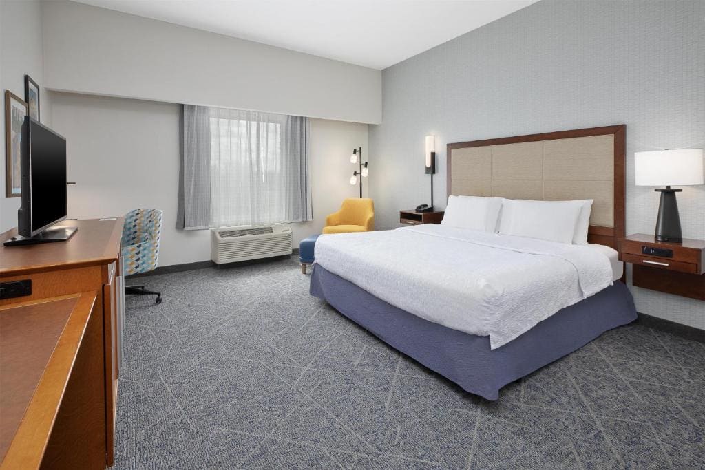 Hampton Inn by Hilton West Bloomfield Novi - View 6