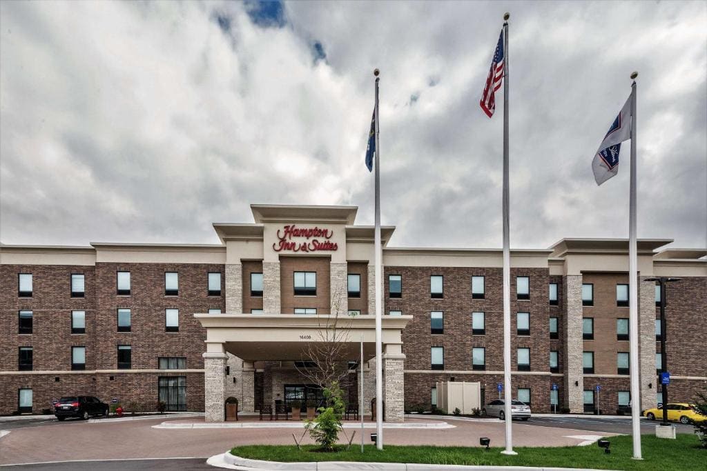 Hampton Inn & Suites - Allen Park - View 3