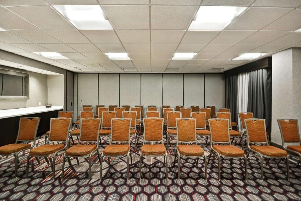 Hampton Inn & Suites Columbus-Easton Area - View 5