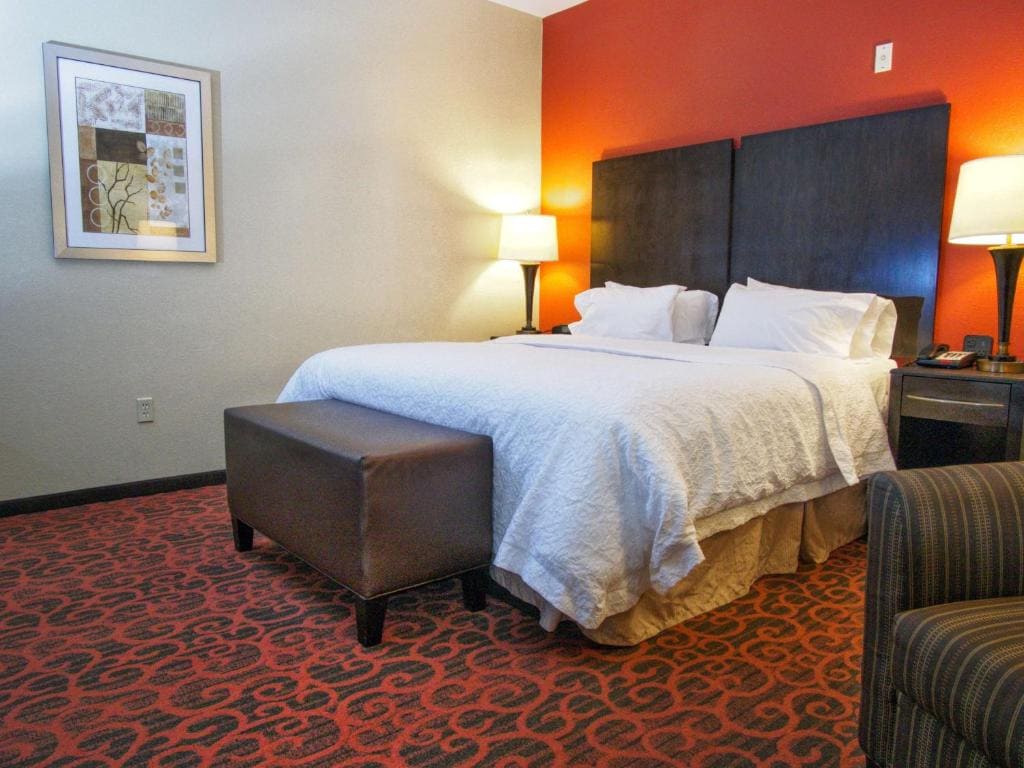 Hampton Inn & Suites Elk City - View 2
