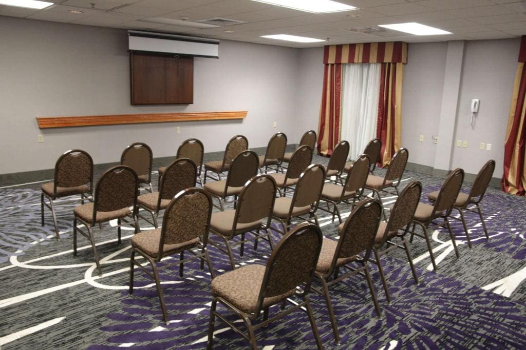 Hampton Inn & Suites Grenada - View 4