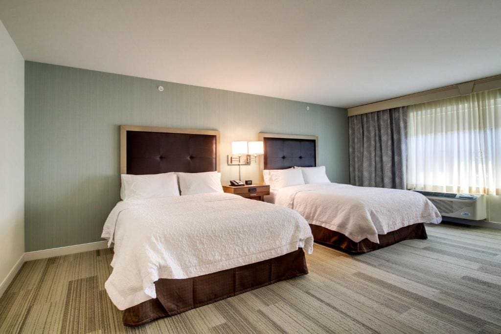 Hampton Inn & Suites Milwaukee West - View 2