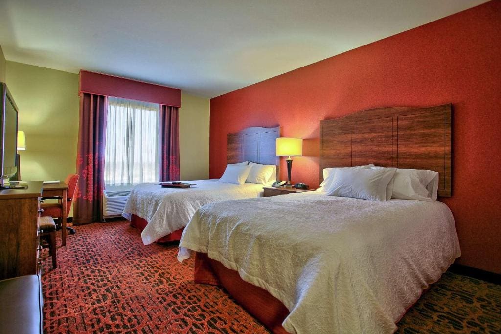 Hampton Inn & Suites Scottsdale at Talking Stick - View 6
