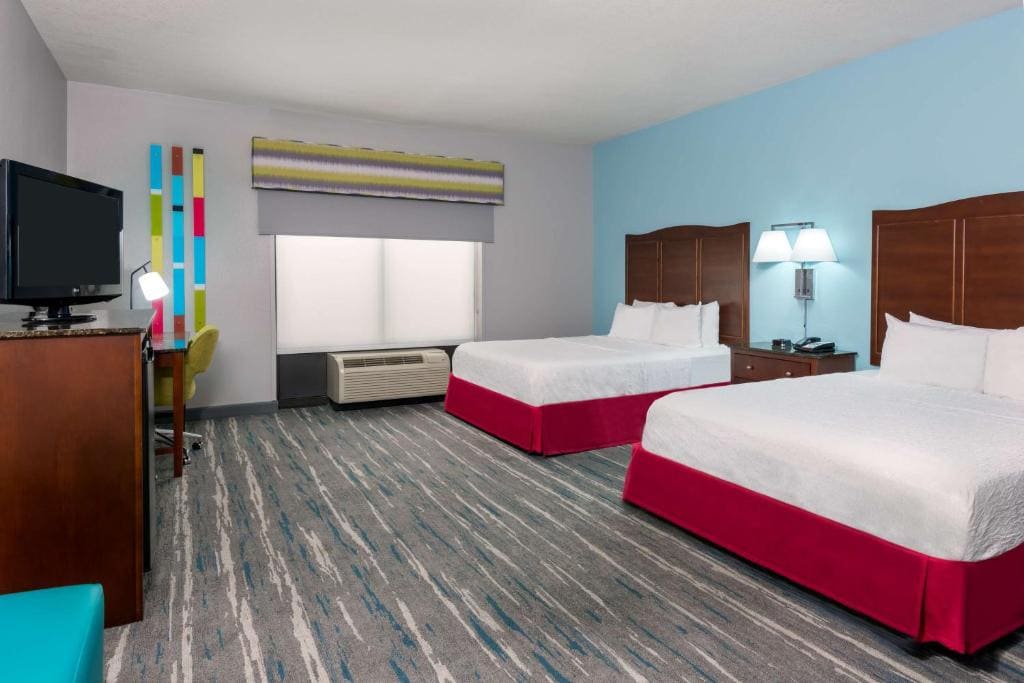 Hampton Inn & Suites Winston-Salem/University Area - View 2