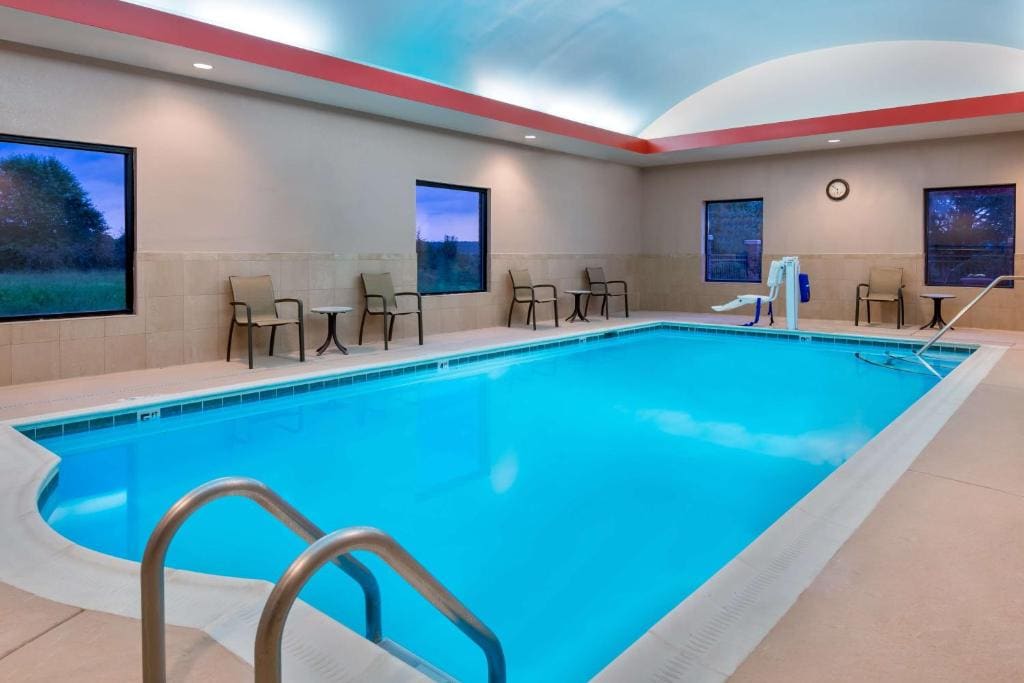Hampton Inn & Suites Winston-Salem/University Area - View 3