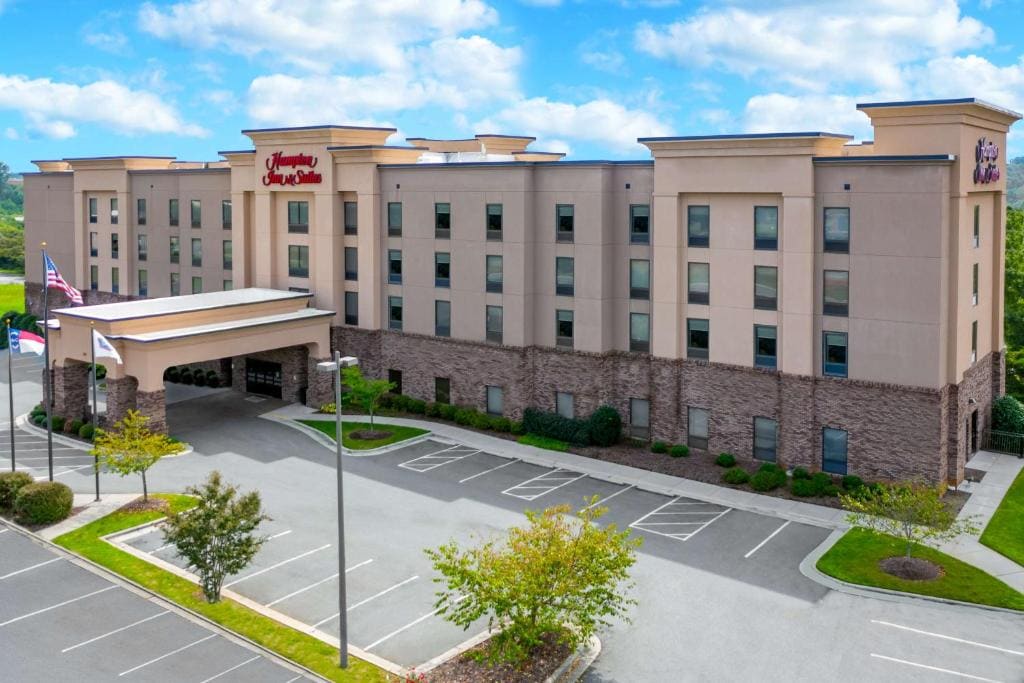 Hampton Inn & Suites Winston-Salem/University Area - Main view