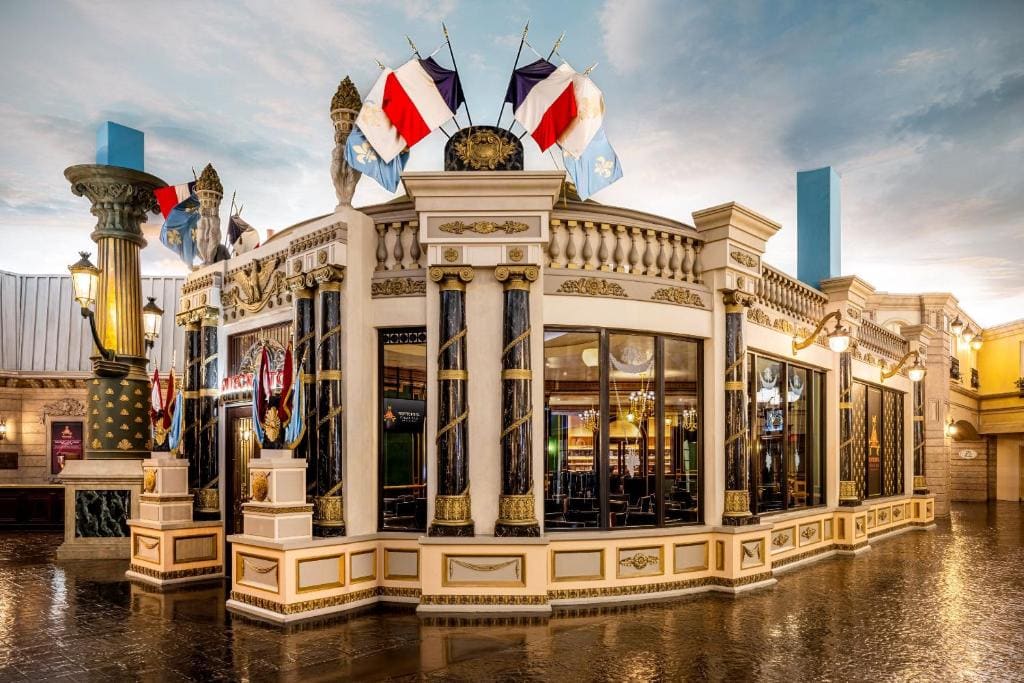 Paris Las Vegas Hotel & Casino - Main view