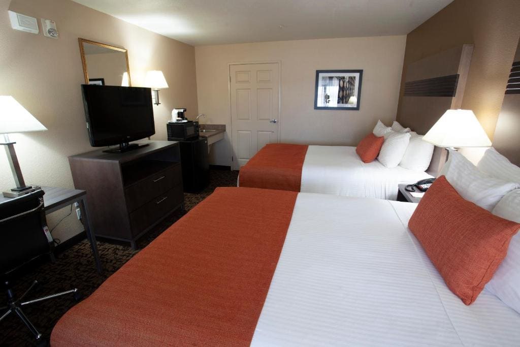Hawthorn Suites by Wyndham Napa Valley - View 7