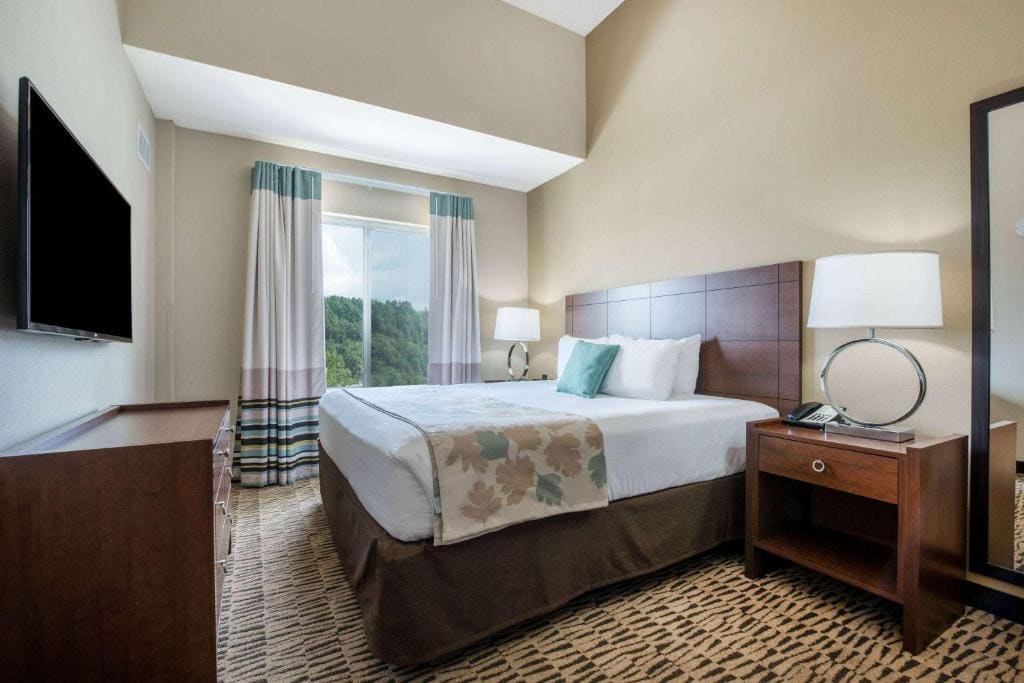 Hawthorn Suites by Wyndham Bridgeport - View 6