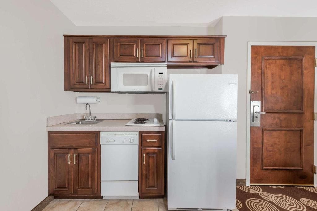 Hawthorn Extended Stay by Wyndham Seville - View 7