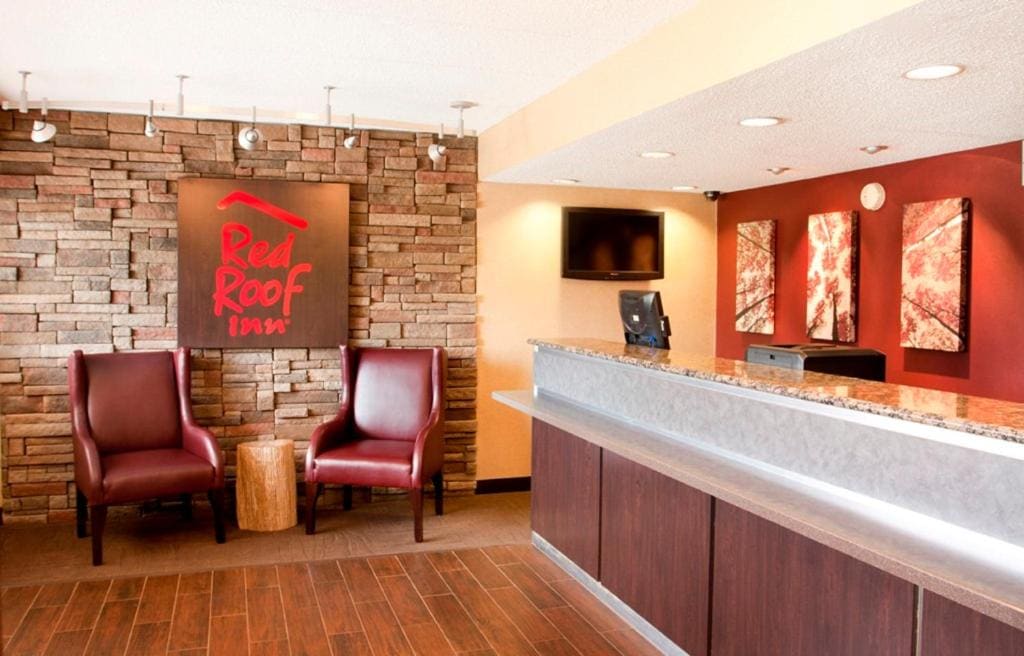 Red Roof Inn Rochester - Henrietta - View 4