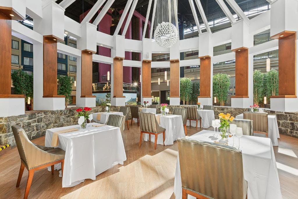 The Armon Stamford Hotel & Conference Center - View 3